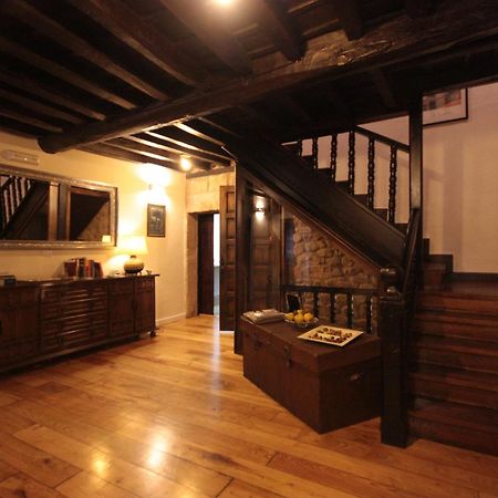 Apartamentos Santa Lucia Cabezón de la Sal エクステリア 写真