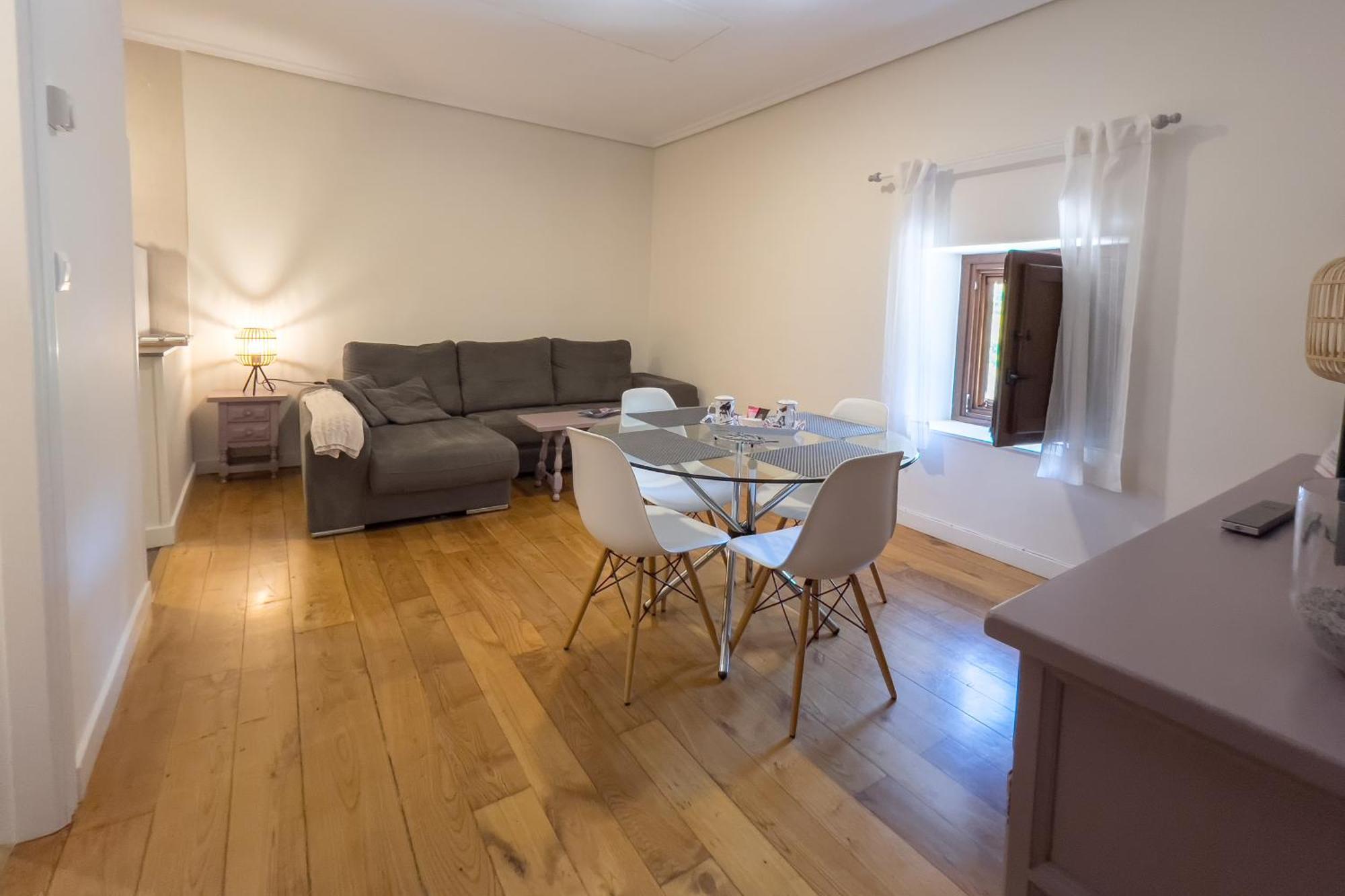 Apartamentos Santa Lucia Cabezón de la Sal エクステリア 写真
