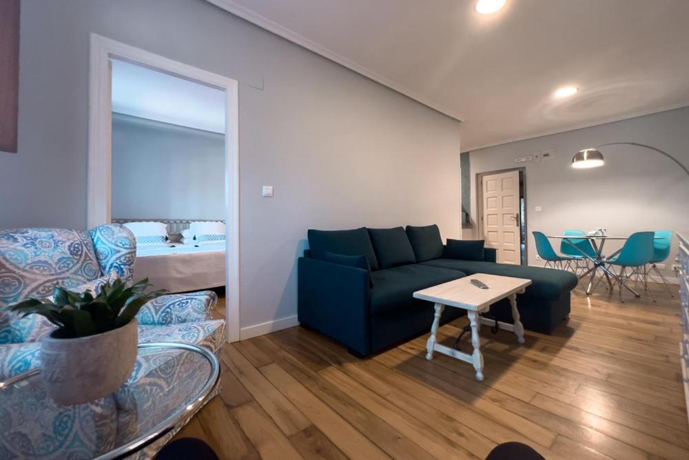 Apartamentos Santa Lucia Cabezón de la Sal エクステリア 写真
